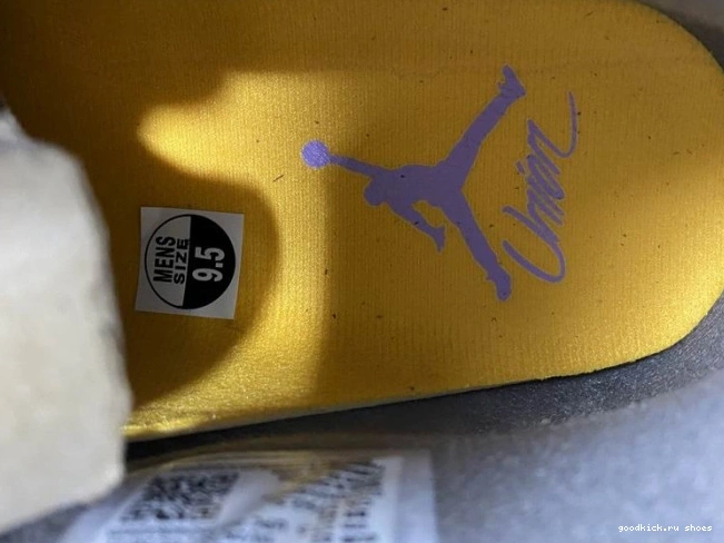 x SP 4 Air Jordan Desert Moss DJ5718-300 Union 0711
